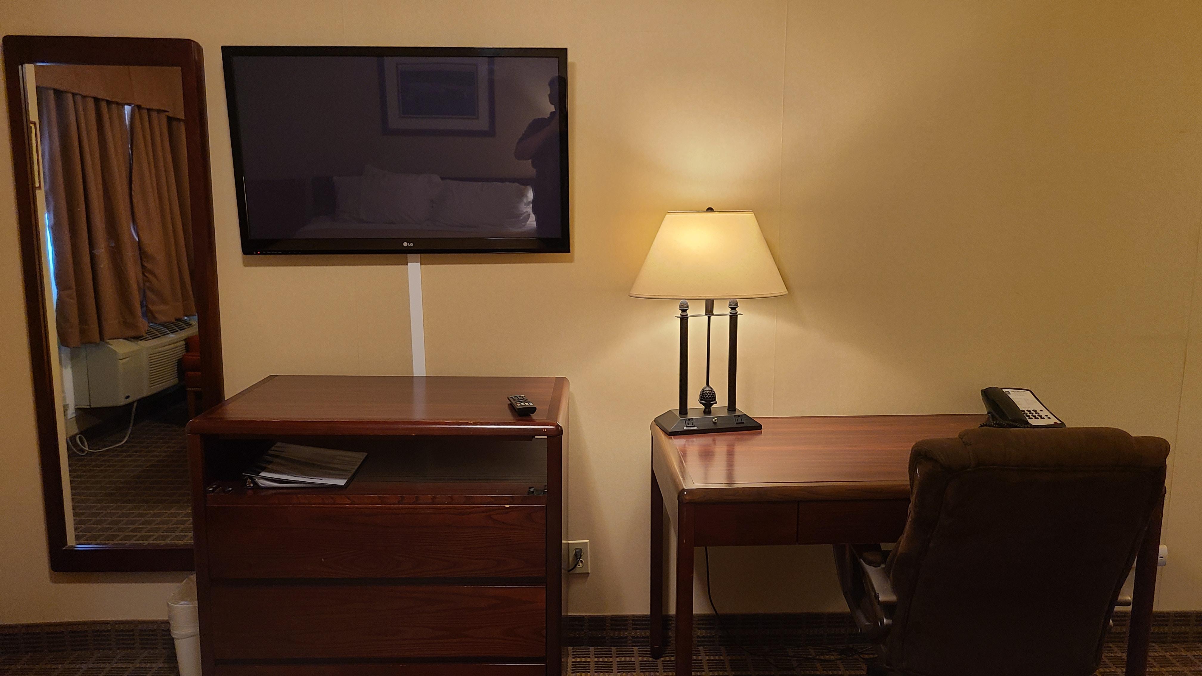 Quality Inn & Suites 1000 Islands Gananoque Extérieur photo