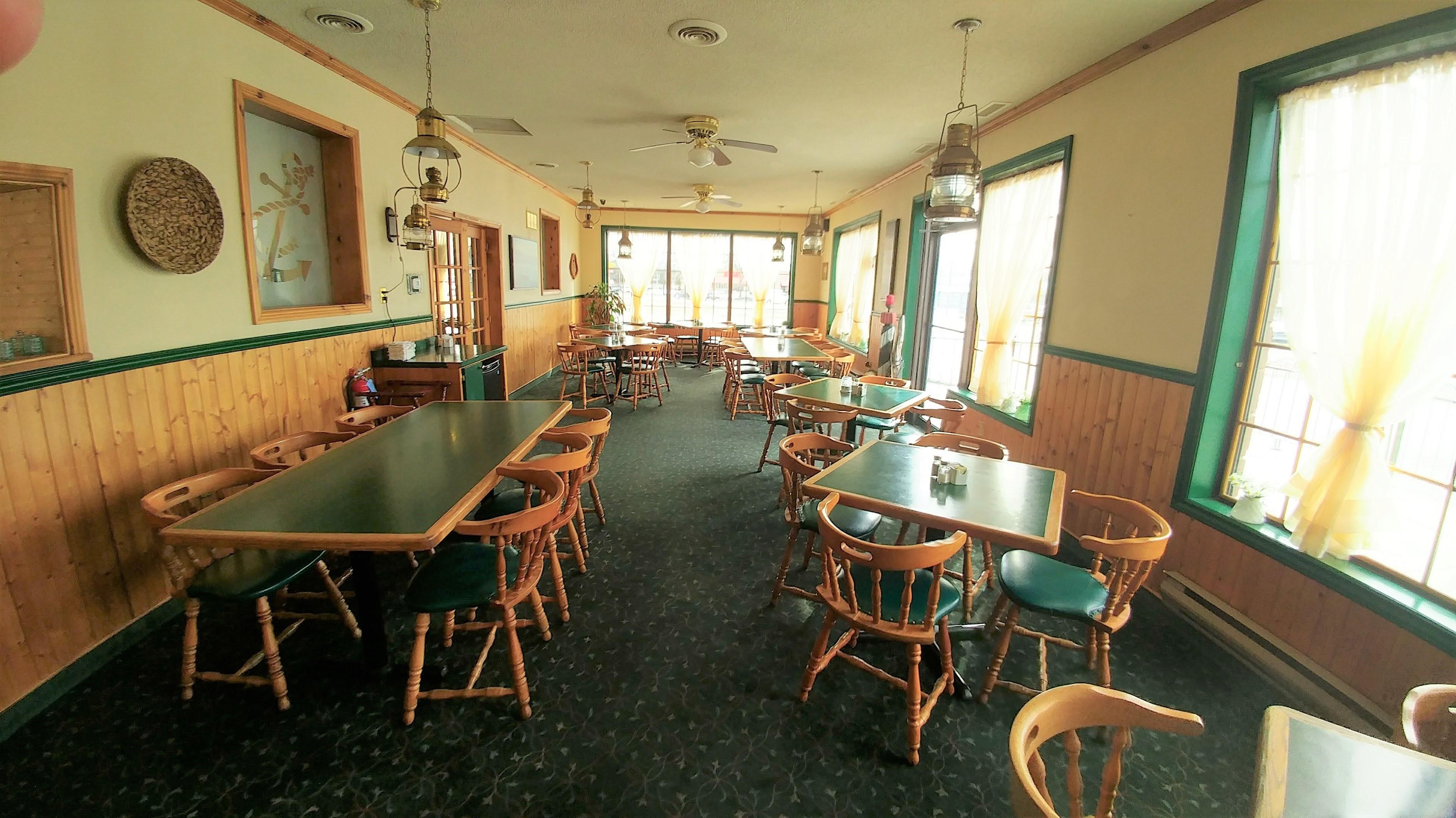 Quality Inn & Suites 1000 Islands Gananoque Extérieur photo